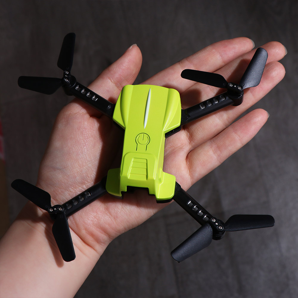 RCヘリコプター ABSリモコン飛行機おもちゃ 空撮 四軸  - Drone Battery Adapter のレビューと価格